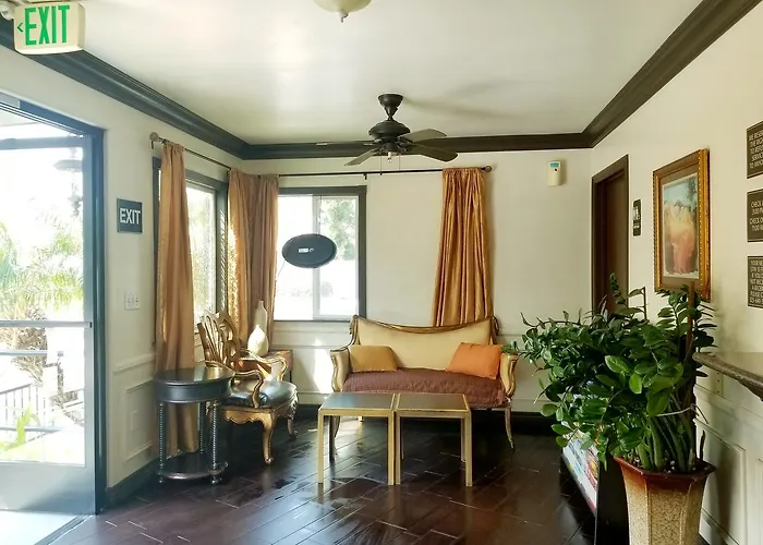 Casa Bella Inn Downtown LA